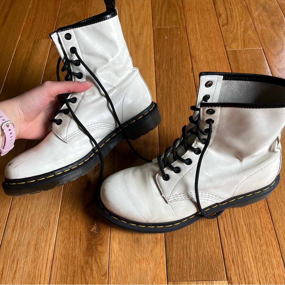 White dr marten 1460 boots